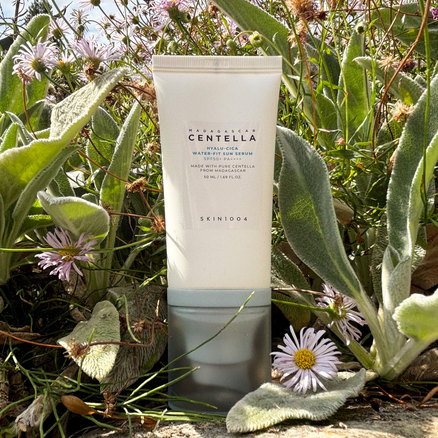 Skin 1004: Madagascar Centella Hyalu-cica Water Fit Sun Serum